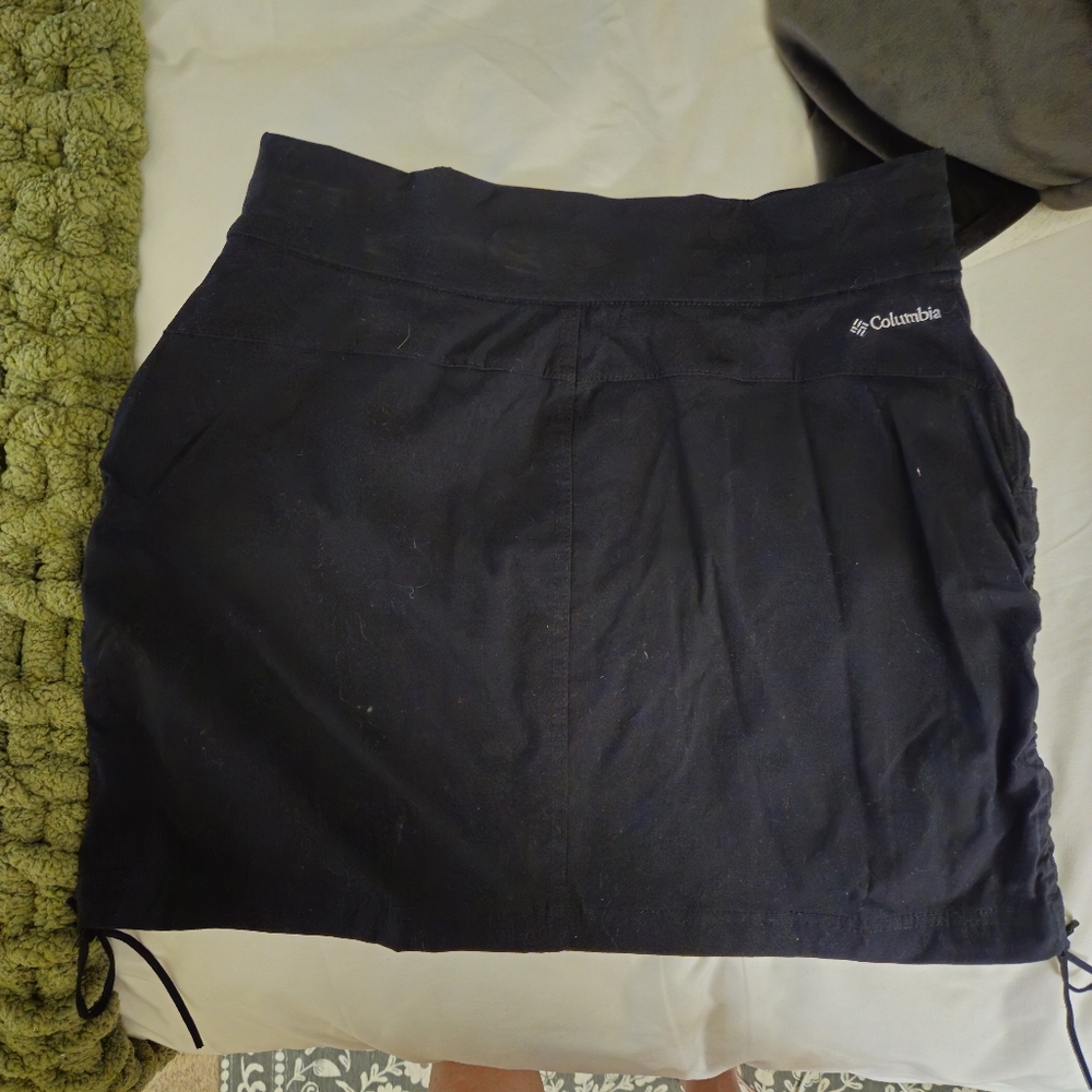 Columbia Black Skorts